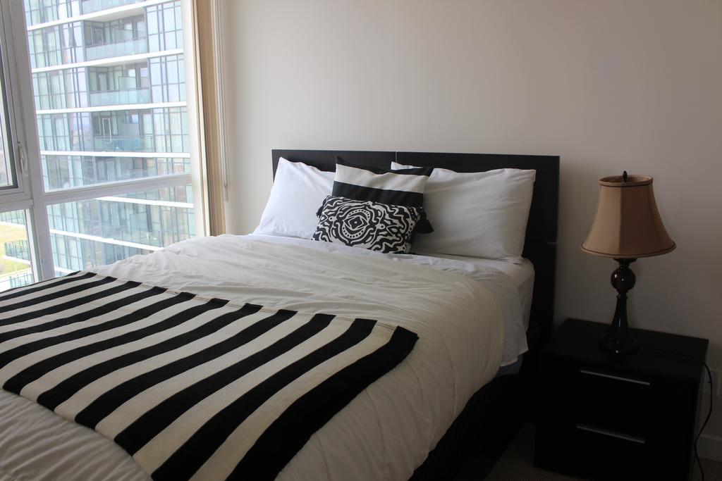 Elite Suites Mississauga Exterior foto